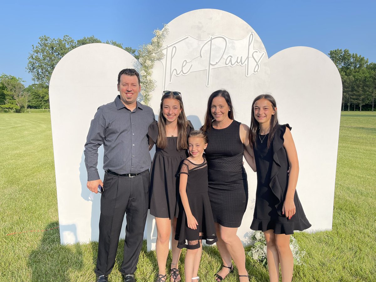 Catherine Woolman tweet media