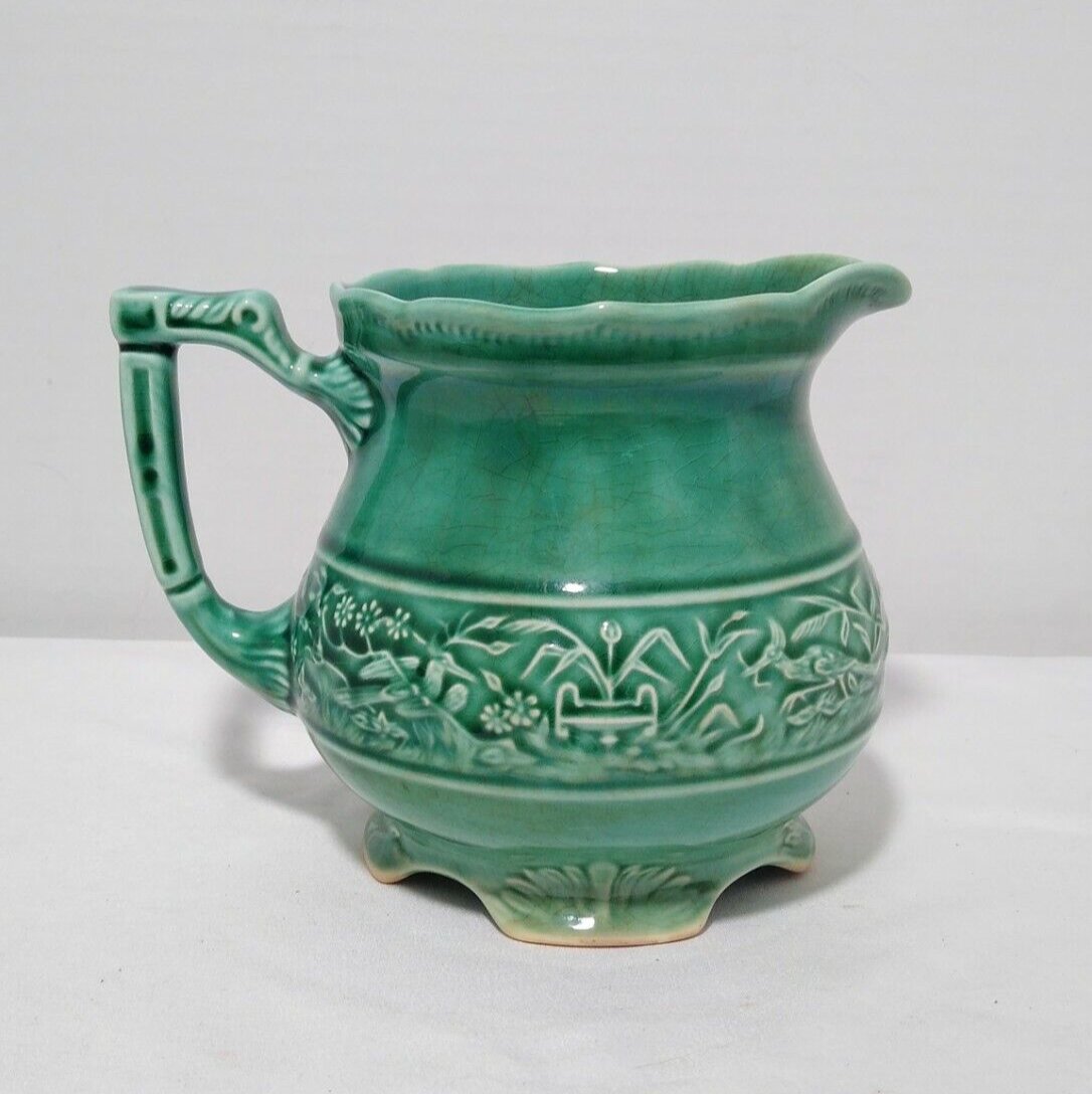 Check out Vintage Mt. Mount Clemens Pottery Green Vouge Milk Jug Pitcher ebay.com/itm/2847699030… #eBay via @eBay 
#vintageforsale #shopvintage #potteryforsale #shopsmall #ebayfinds #pottery #vintagepottery