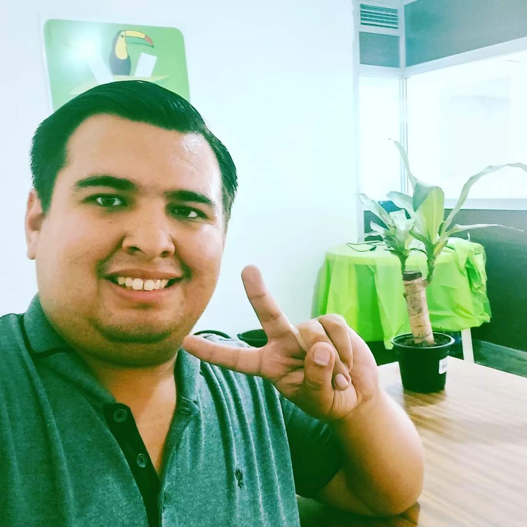 Saludos desde la oficina #VERDE🟢 en esta tarde de sabado "17"💪.

Seguimos trabajando por un #PiedrasNegrasVerde 💚.

#HagamosLasCosasComoSon ✌️
