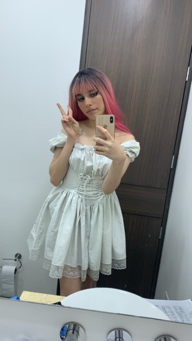 Fotos traviesas en clase de Piano 🙈💕💫 Les gustar&iacute;a ver m&aacute;s?  https://t.co/2us5S7xZ9a https://t.co/1N<a href="/tag/sofa"class="tags"><span>#sofa</span></a>