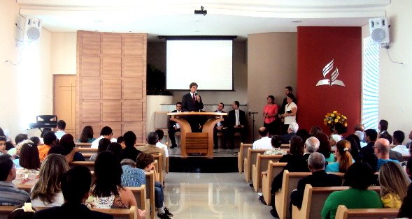 mcomted's tweet image. Durante la pandemia se optó por la "religiosidad personal" y ahora debemos sumar la "religiosidad colectiva", lo primero nos relaciona con Dios y lo segundo suma a nuestros prójimos. Somos hijos y pueblo de Dios.