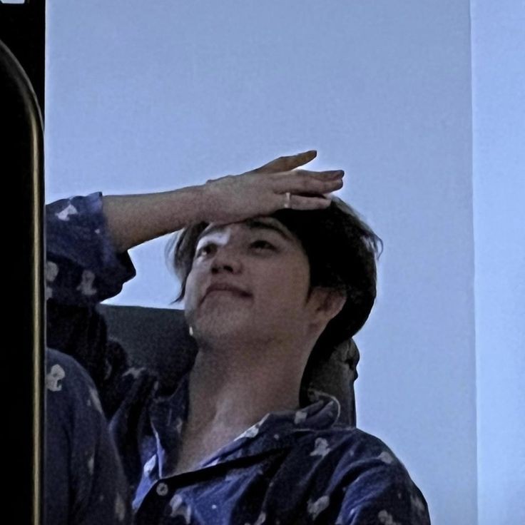 Hi, mahal! Tulog ka pa siguro ngayon kasi kakauwi mo lang din kanina galing trabaho. Pero, alam mo bang ito ang pinakapaborito kong larawan mo na nakuhanan ko? 

Ito 'yung gabi n'on na walang tigil sa pag-iyak si Panying kasi inaapoy siya ng lagnat. Pareho na tayong