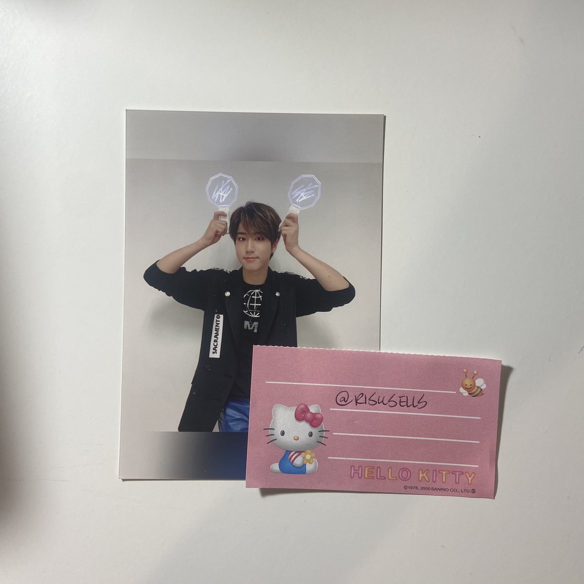 risusells's tweet photo. WTS SKZ RARE ITEM 
- HAN MIROH BROADCAST PHOTO
- QYOP
- Stamped Mail | Please ask for tracked shipping
- Paypal F&amp;F/Venmo ✔️
- USA/WW
- Pls DM

#WTSSTRAYKIDS #WTSSKZ
🏷 skz miroh broadcast pcs pola selling wts wtb han jisung stray kids clé 1 https://t.co/JDIzTO2koU