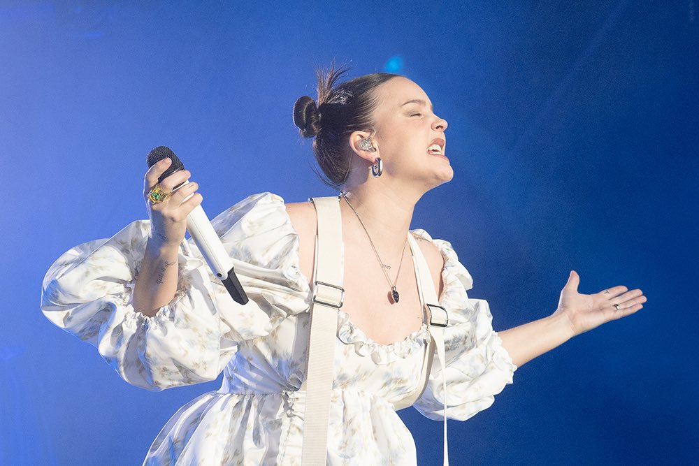 twinklemyung's tweet photo. BEST PERFORMER WBK @AnneMarie https://t.co/dyRX4ZWtnF