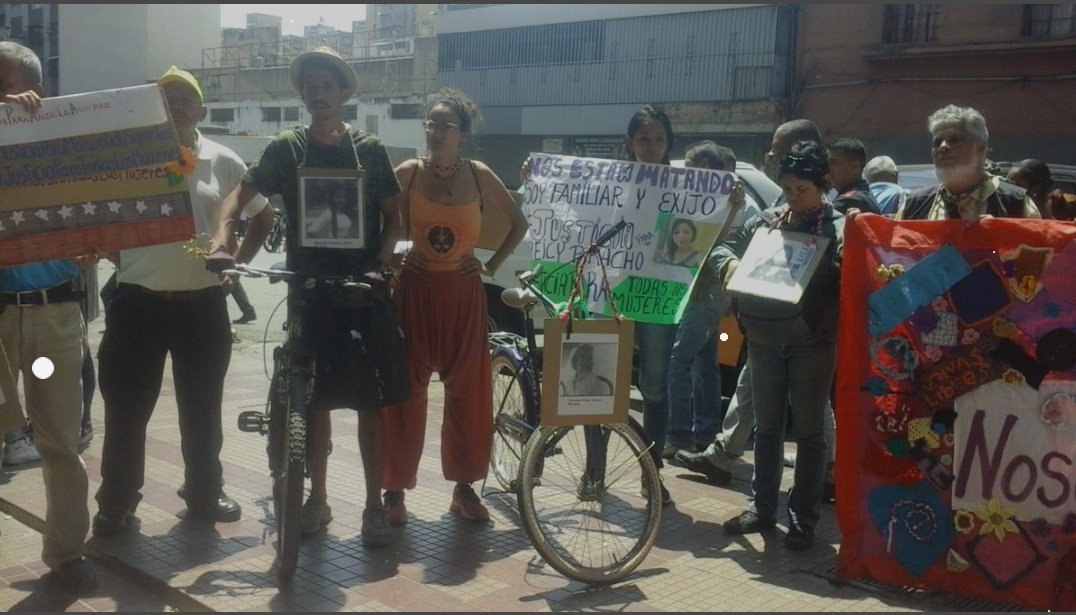 manuelita1504's tweet photo. #17Jun
Greicy Bracho
#Femicidio #Carabobo
"La ley sin justicia es
una herida sin cura”
William Scott Downey
Pedimos 
#ContinuidadEnElProceso
#SentenciaCondenatoria
#JusticiaParaGreicy
@d_guzmanl
@InaMujer_Ve
@AsiaVillegasPol
@DEM_TSJ
@tsjCarabobo
@JusticiaMujerVe
@JusticiaMujerVe https://t.co/jSmOSBZKtr