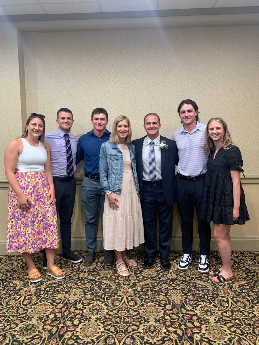 Casey Kulina tweet media