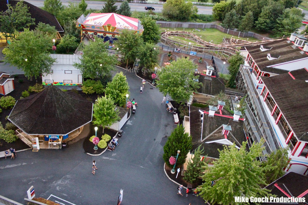 Hershey Park by #MikeGoochProductions

#photography #photo #nycphotographer #FollowThisPhotoGuy #PhotographyIsArt #streetphotography #streetphotographer #HersheyPark #Pennsylvania @Hersheypark