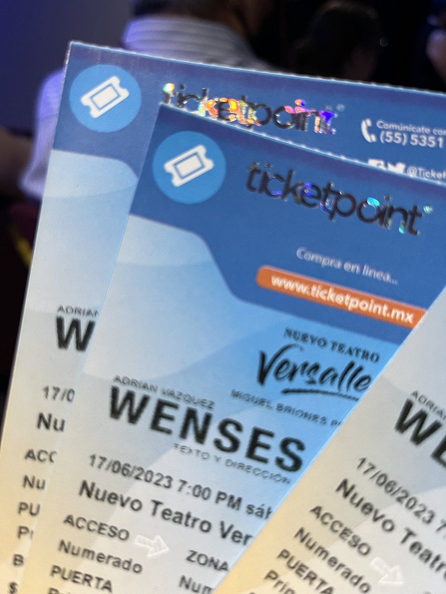Finalmente me toca ver a <a href="/vazquezadrian75/">Adrián Vázquez</a> en <a href="/WensesYLala/">Wenses y Lala</a>. ¡Qué bonito!