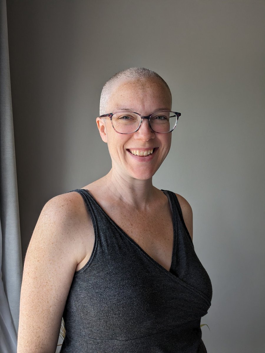 ToxBrigitte's tweet photo. Here we go! 😲 By shaving my head I raised 2170$ for @Leucan, to support cancer stricken children and their families. A huge THANK YOU to everyone who donated - especially Twitter peeps @christophestove, @najamuddinchem, @timscottly and @Marthevdp! 🙏 https://t.co/va5NUYLPI6
