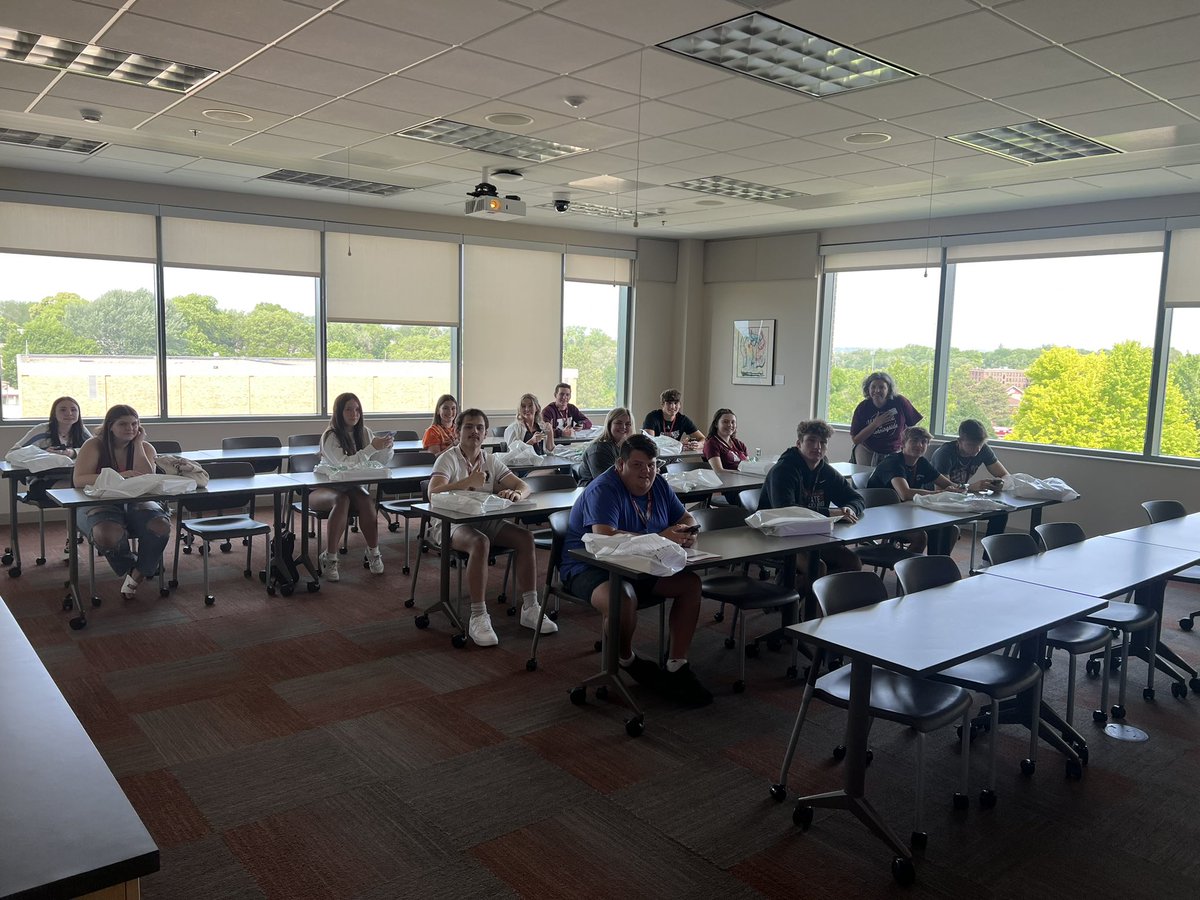 MsideEngagement's tweet photo. You have no idea how much we love @MorningsideEdu #EnrollmentDays
Summer can get lonely on campus. https://t.co/nAjlp8r5o9