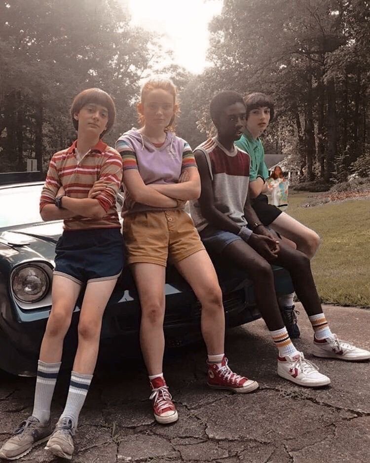 strangerinform_'s tweet image. Com quantos anos começou a acompanhar Stranger Things e qual a sua idade atual? 

Me: Comecei com 15 e tenho 21 agora.

#Tudum Netflix