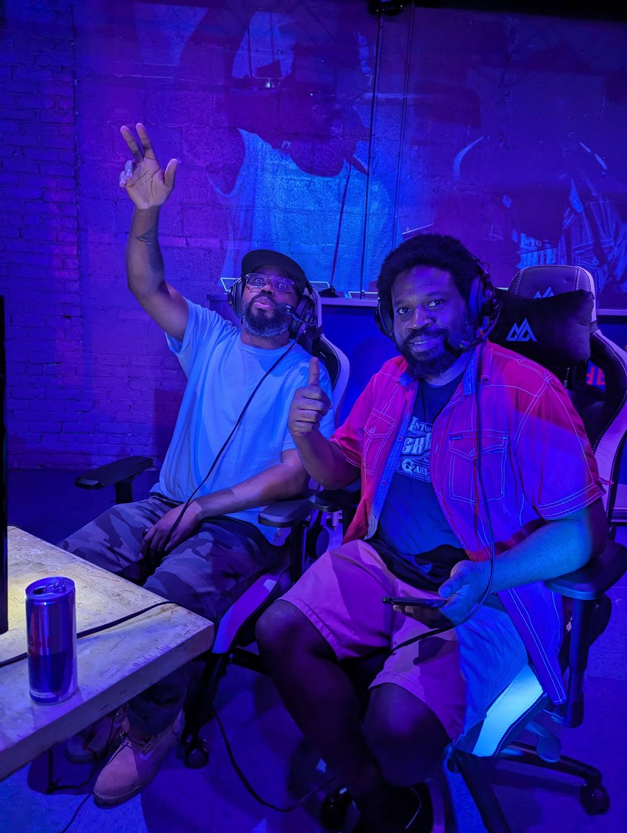 First #sf6 top 8 in Montréal! New Montréal esports venue by <a href="/MTL_Z_/">Z</a> and <a href="/NorthernArena/">Northern Arena</a>