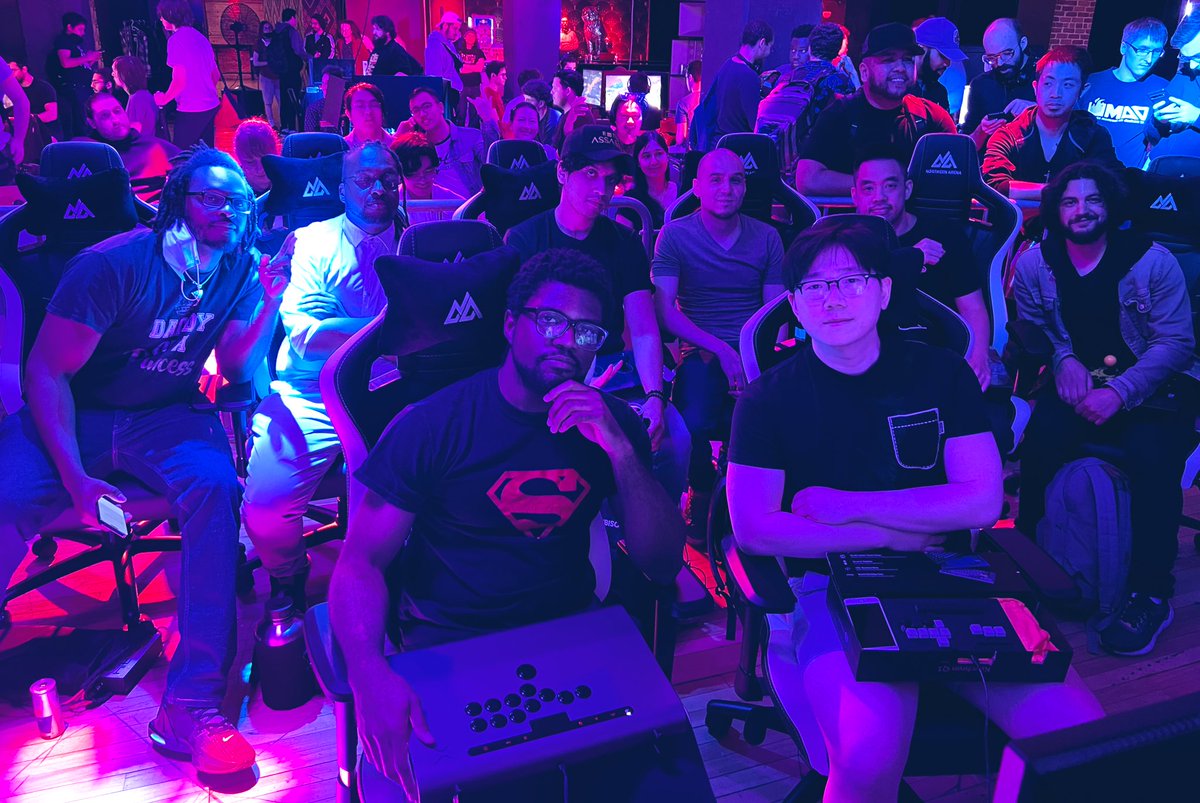 We are live with top 8 for SF6 !!!

We have :
<a href="/ZisNuts/">ZisNuts</a> 
<a href="/FluxWaveZ/">FluxWaveZ</a> 
@LordJimmyBones 
<a href="/_RamiRammal/">Rami</a> 
<a href="/SnafooMtl/">Snafoo</a> 
<a href="/hellokirby/">kirbster</a> 
@Drae_Yomi_Games 
<a href="/SourceOfProtein/">SourceOfProtein</a> 

Come join the stream 🎉🎉🎉