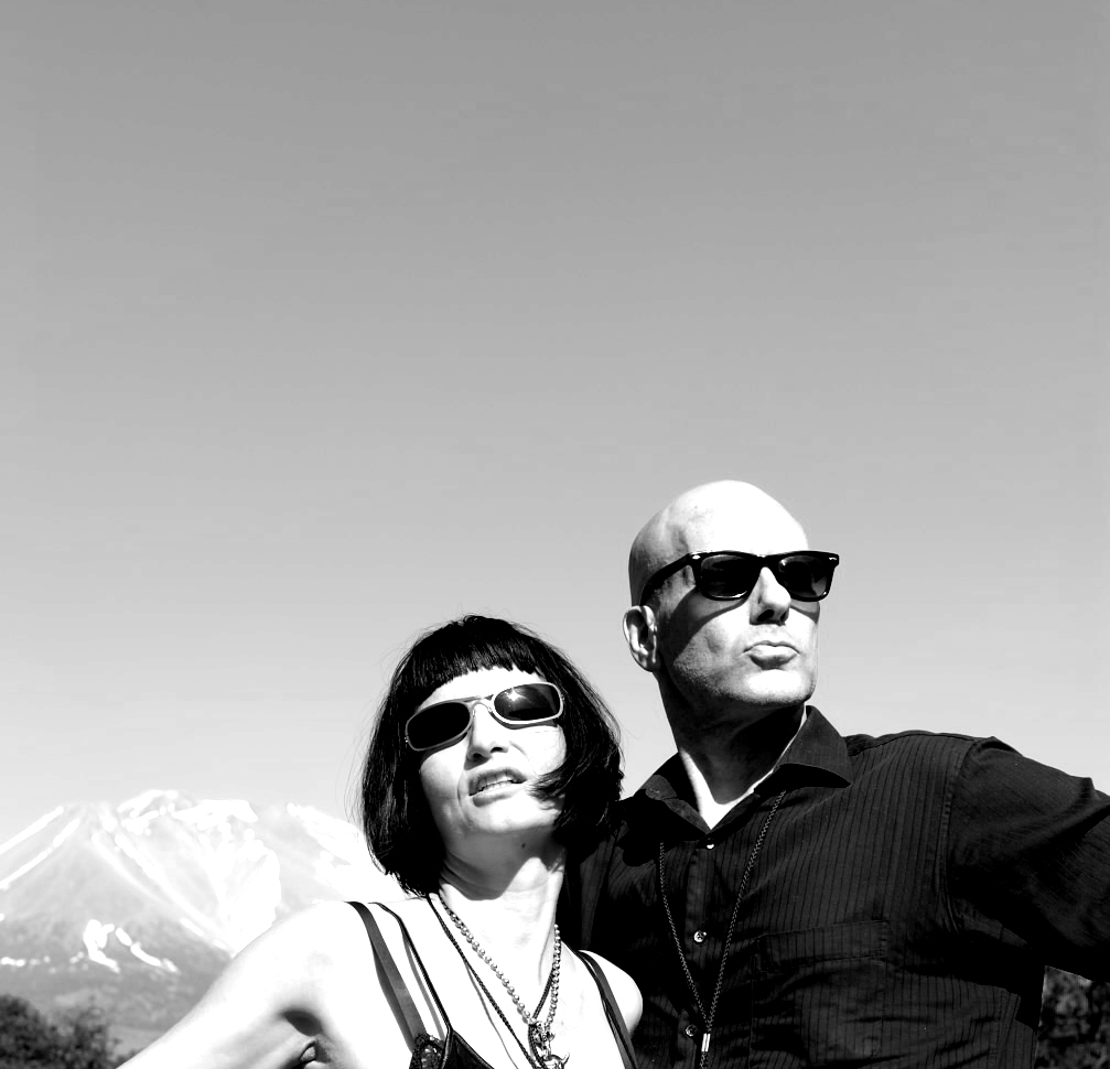 Mona Mur &amp; En Esch RMXs! Finally available in 24bit 48KHz! A must-have of finest music.
photo: Guenter Schulz 
monamurenesch.bandcamp.com/album/remixes
enesch-official.bandcamp.com
#industrialmusic #pigface #pig #monamurenesch #einheiteschandmur #ministry #slickidiot #Fender  #KMFDM #EBM #EDM