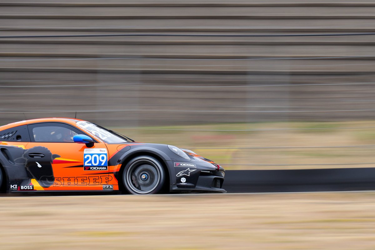 porsche_sprint's tweet photo. LAURA ELY WINS RACE 1 AT SONOMA‼️
🏁992 AM Race 1 Podium 🏁
🥇 #209 Ely (P2 Overall)
🥈 #211 Ludwig (P4 Overall)
🥉 #229 Novikov (P5 Overall)
.
..
…
..
.
#PorscheSCUW #PSCUW https://t.co/LuwplO2lYP