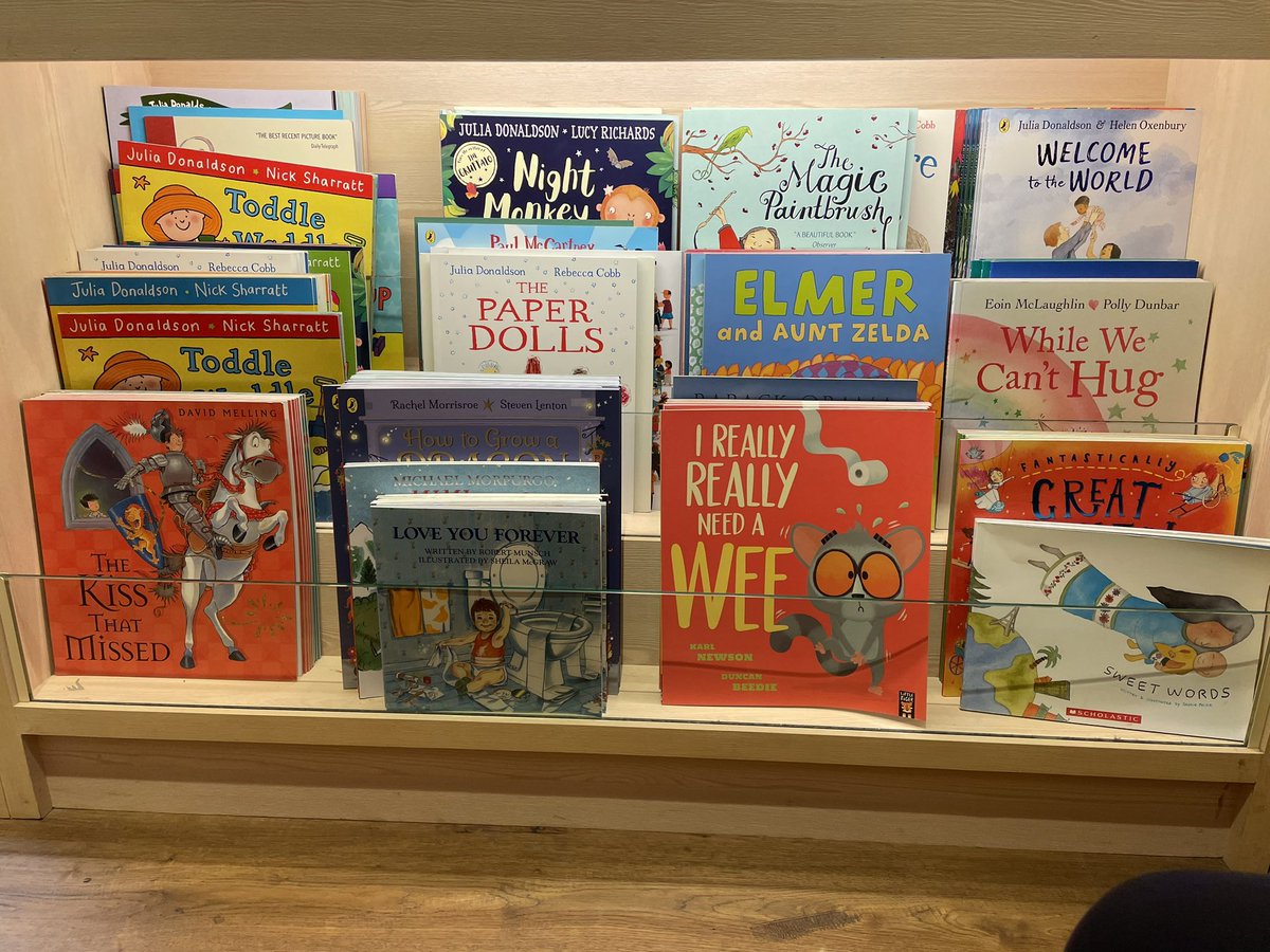 RachelCIp's tweet photo. Spotted some picture book gems on the shelves in Hong Kong this week @BookazineHK @NatelleQuek @candygourlay @ChrisChatterton #AnnaKemp #FrancescaChessa https://t.co/5Ezt3186HR