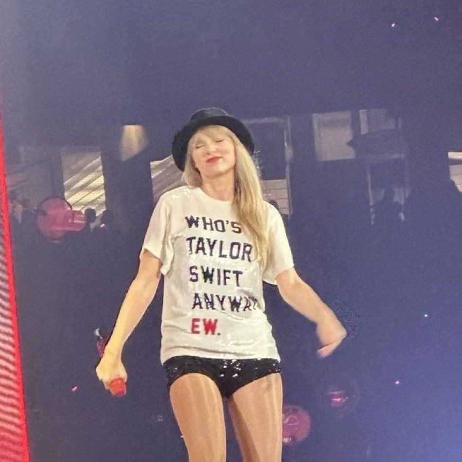 Tonight’s 22 shirt @taylornation13 @taylorswift13 
#ts #TaylorSwift #22shirt #redtaylorsversion