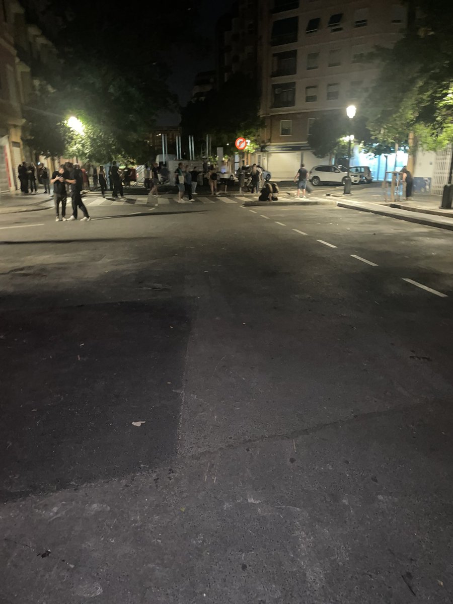 SjmtFalla's tweet image. Carrer net al finalisar la verbena de sant Joan