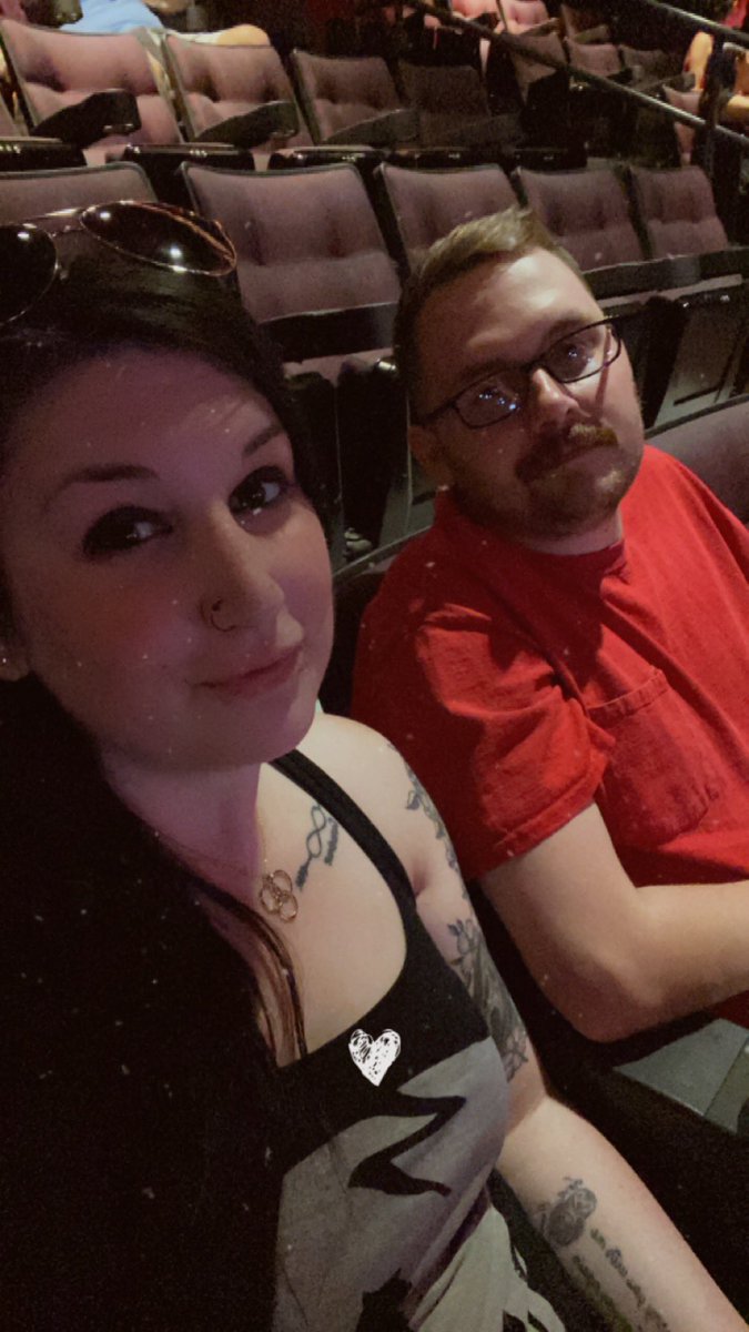 cfoxx515's tweet photo. Let’s do this shit🔥 #CrissAngelLIVE https://t.co/bT8BVRo2WU