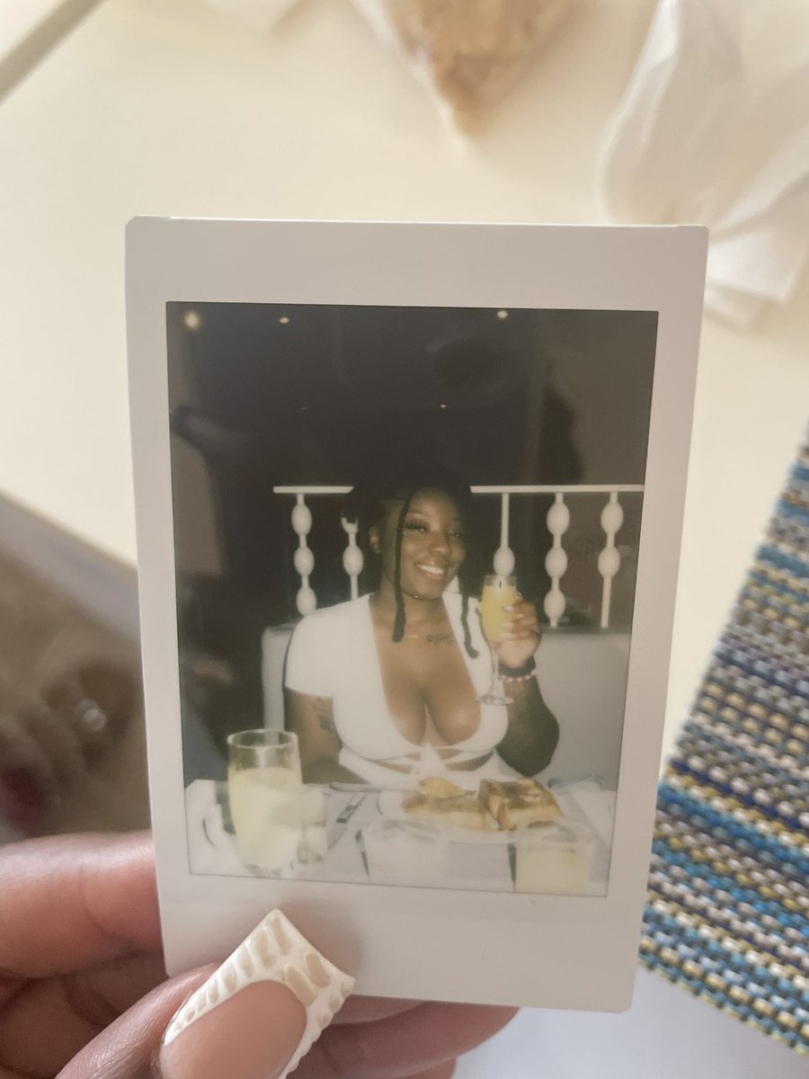 madicynnn's tweet image. twitterrrrrr , wassssssup long time no see