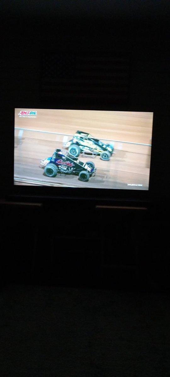Enjoying  the  USAC Sprints from @PortRoyalSpdway and the call from @ChetChristner  and gang on @FloRacing  on my new TV here in Farmville VA...#tweetyourseat