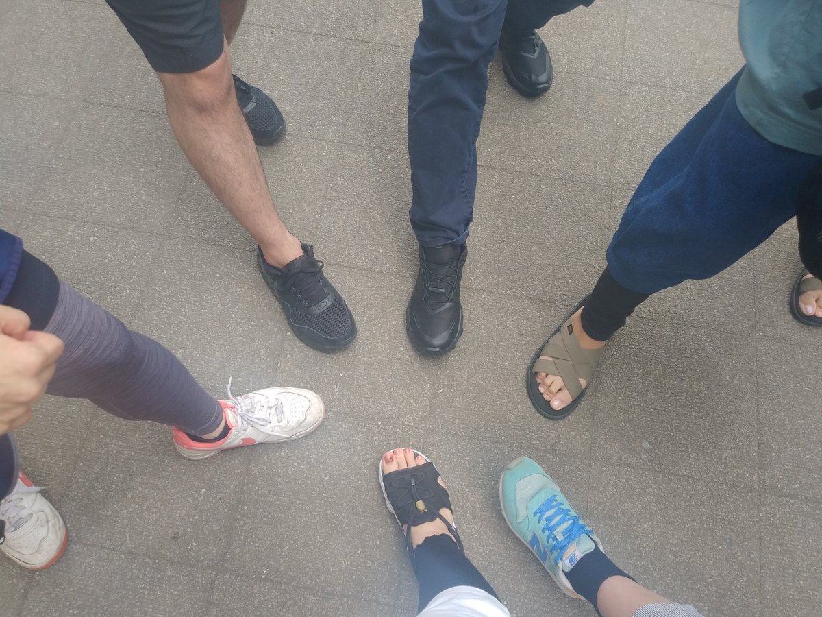 高尾山登るじぇーいヽ( ・∀・)ﾉ✨✨✨✨ https://t.co/D4fS61PjGT