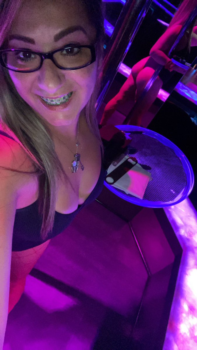 Finishing OUT my WORK week PARTY!! If you’re OUT-n-ABOUT stop By and SAY HI!!! #WorkSelfie #SaturdayNightLive  #UpAllNight #LateNightAdventures #LateNightFun #Tampa #Ybor #NightLife #ClubLife #WaitressLife #StripClubLife #FullNudeStripClub #ColoradoGirl #LivingTheFloridaLife