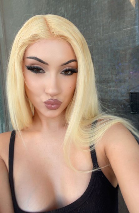 🫶🏼 https://t.co/PT1N0TTwsl<a href="/tag/feet"class="tags"><span>#feet</span></a><a href="/tag/joi"class="tags"><span>#joi</span></a>