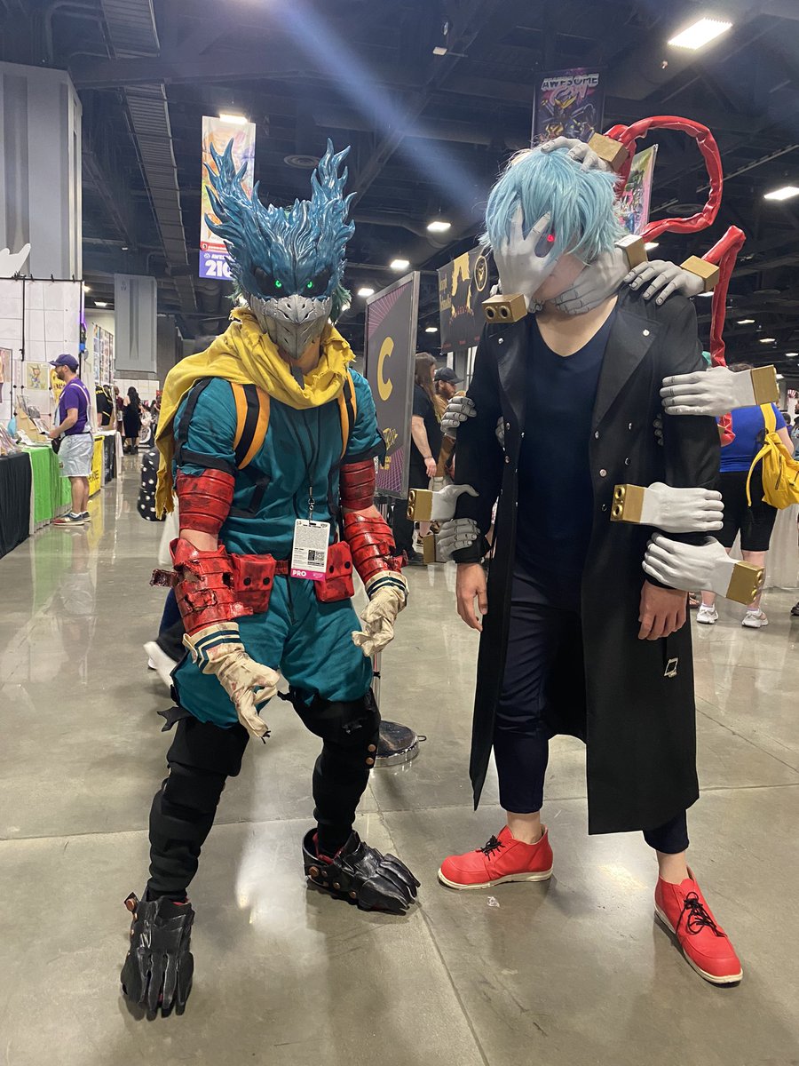 PokProps's tweet image. Awesome Con Photos!! #AwesomeCon2023