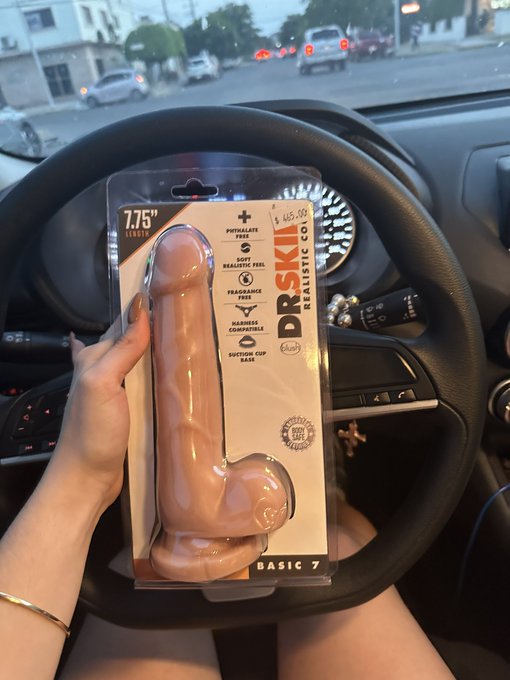 Ahora si viene lo bueno en el only 😋😋😋 https://t.co/4PxM3Wuvex