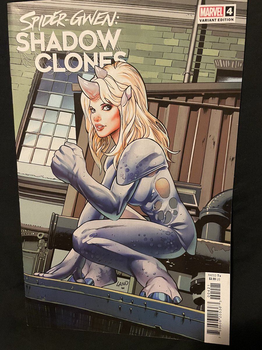 whipodcast's tweet photo. We discuss feeling things for Rhy-Gwen and how far we've come so far. Spider-Gwen Shadow Clones 4 @marvel #emilykim #keizama @orenjunior_inks @treestumped @commentairy
https://t.co/KdjxBgJI79 https://t.co/TPkzJnMFKT