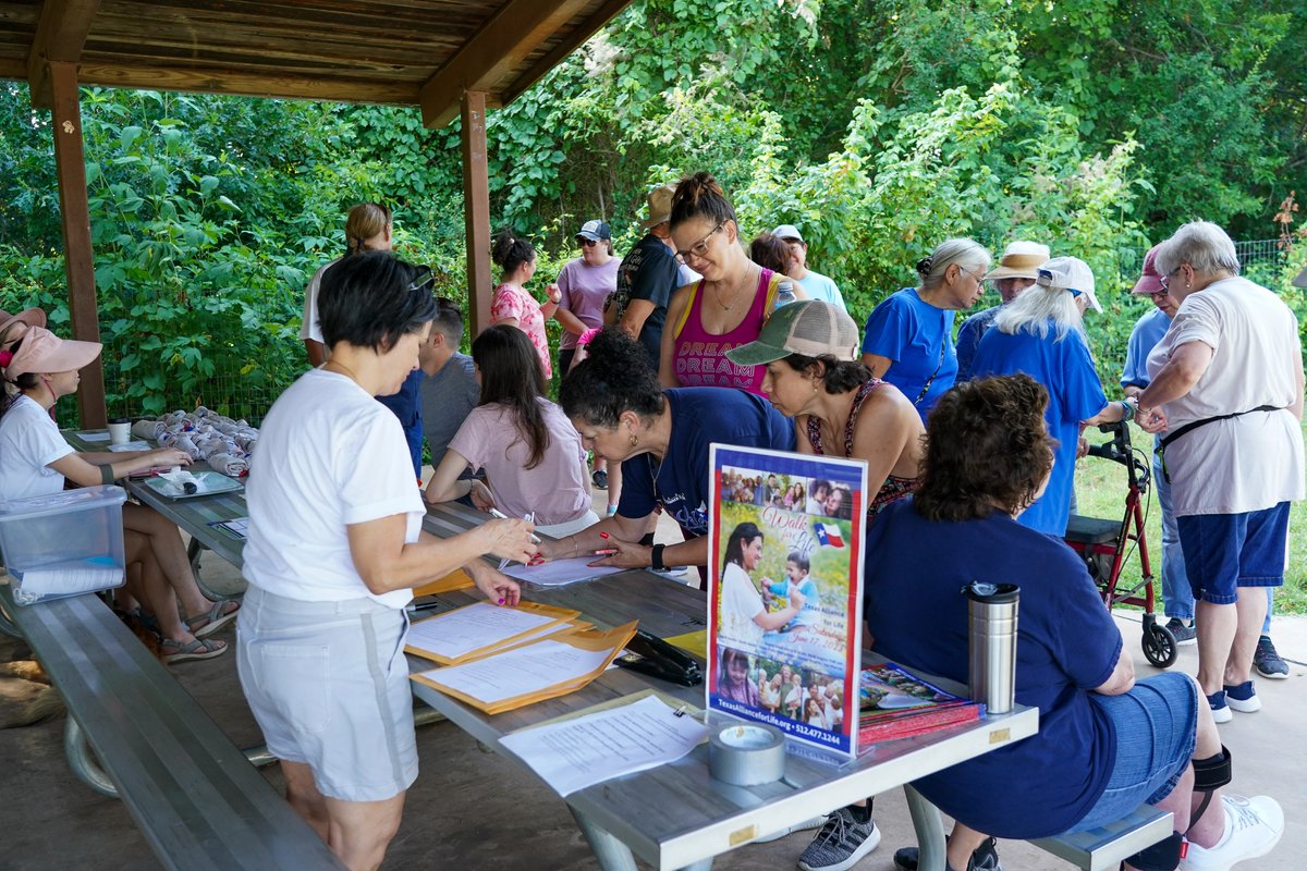 Kinlin1J's tweet image. Supporting Texas Alliance for Life (TexasAllianceforLife.org) in the annual Walk for Life.  Great crowd the San Marcos site, one of six across central Texas.  Texas is pro-life and leading the country in building a culture of life! #standforlife