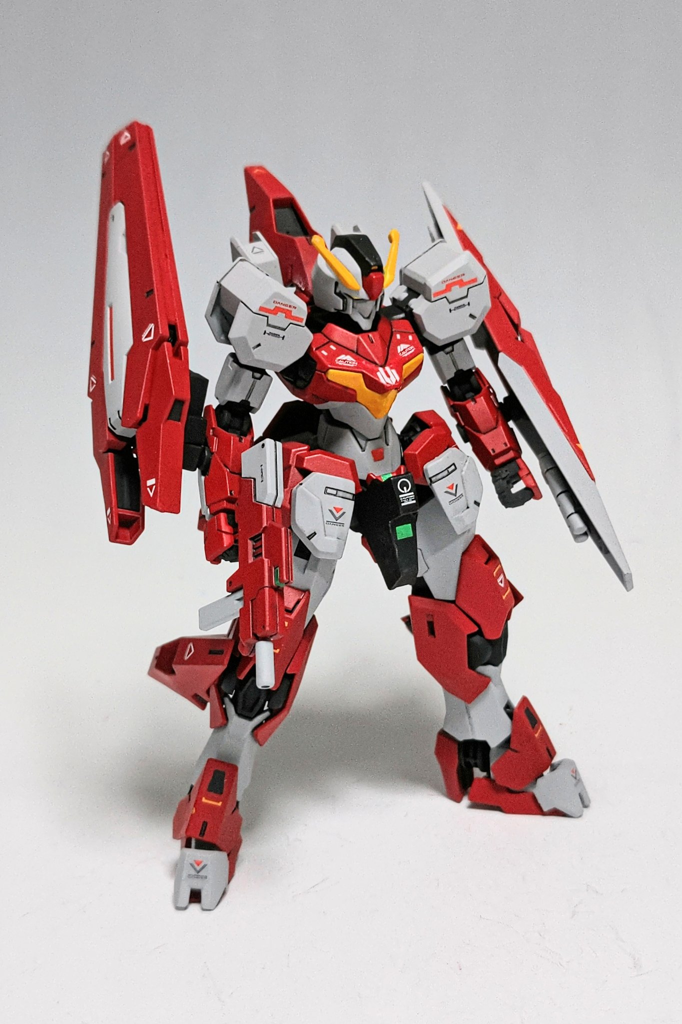 HG ルブリスウル ルブリスソーン シュバルゼッテ ガンヴォルヴァ 4個セット HG 1/144 ガンヴォルヴァ｜バンダイ ホビーサイト