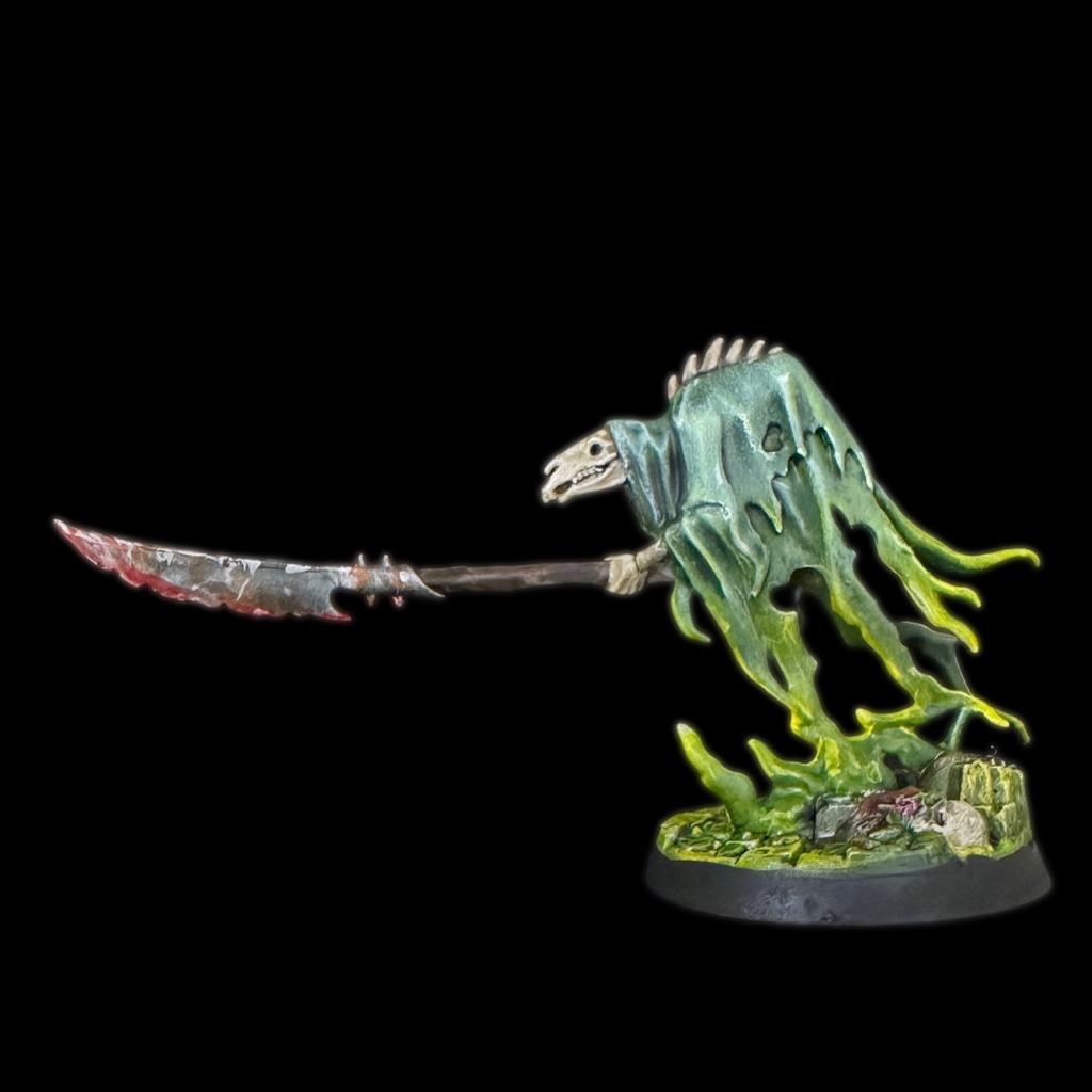 Whitfitchick's tweet photo. First miniature I’ve painted #WarhammerCommunity 
#warhammer 
#gamesworkshop

Maybe I’ll do more… https://t.co/QFBrPj2MNk
