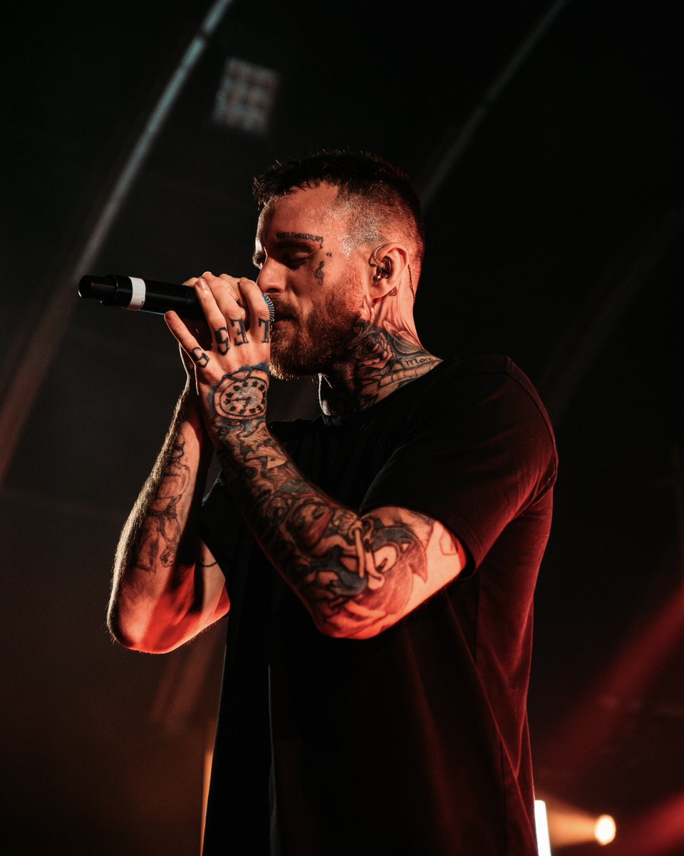 3ree6ixty's tweet photo. It’s hard to express how much I’m loving being back, I was already feeling super hungry, but the response from the tour has only amplified that hunger. What a weekend, much love! Sydney and Brisbane were so much fun. 

📸 Jay F, James Griffin, Black Ace Media https://t.co/6RzSJdRJMv