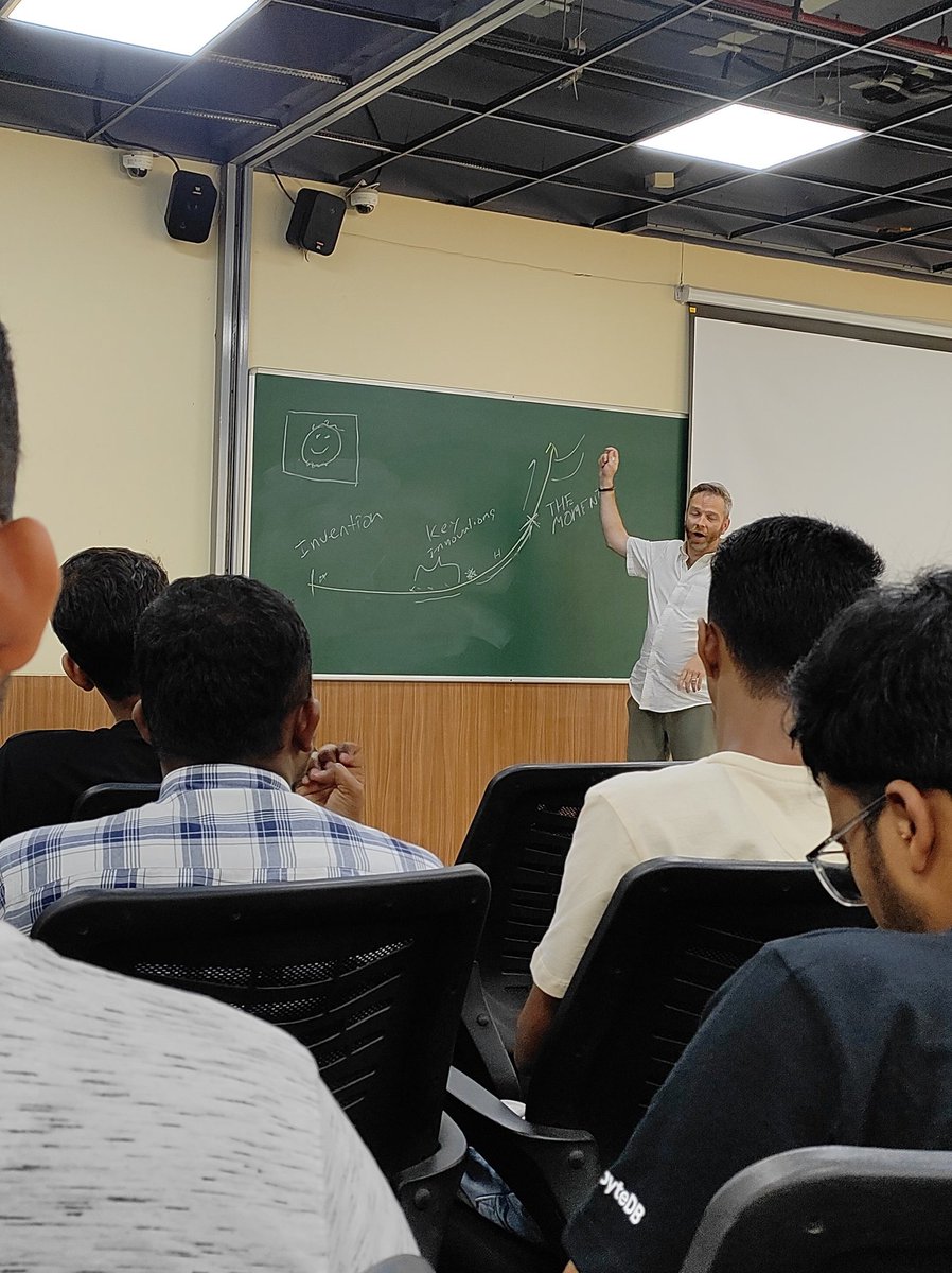 Shubhamy185's tweet photo. Once a teacher is always a teacher, @technosophos saw chalk and board so he skipped the ppt presentation and started teaching on board all the folks were enjoying it. Also he has great teaching skills
#cncfthane @cncfthane #wasmmumbai #cncf #cloudnativefdn https://t.co/sPMAr5kcU5