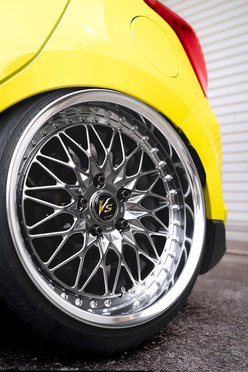 taka_3198's tweet photo. ~New Style~

wheel : Work VS XV
              F：17×9J+11
              R：17×9.5J+23

ドアバイザーレス
ナンバー穴スムージング

photo📸⇒@yuya___is300h

 #work #vsxv https://t.co/E8VmCwy8xe