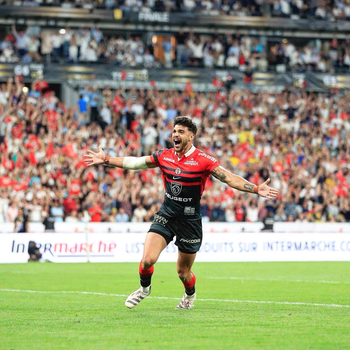 Quelle fierté, quelle ville, quel club❤️🖤 #22