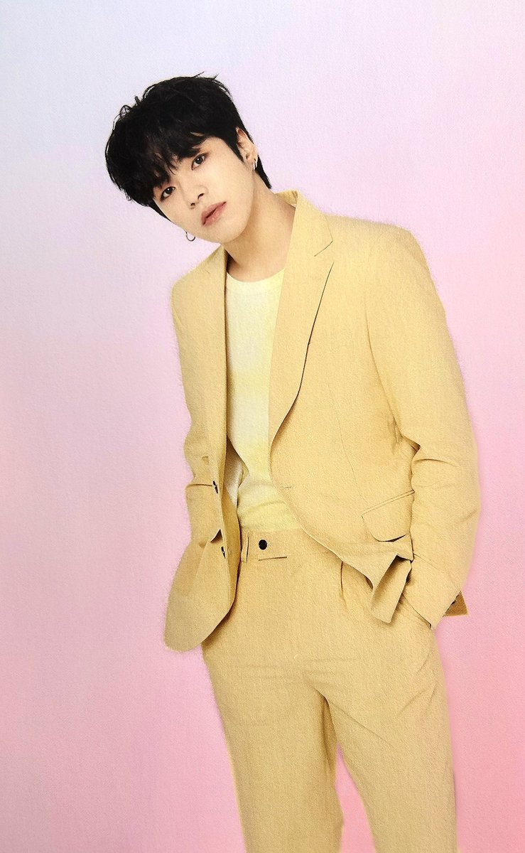 THE FIRST STEP : TREASURE EFFECT JAPAN HMV Photobook JAEHYUK Scan
— #YOONJAEHYUK #윤재혁 #ユンジェヒョク #TREASURE #트레저 #トレジャー 
🤍🔗 drive.google.com/drive/folders/…