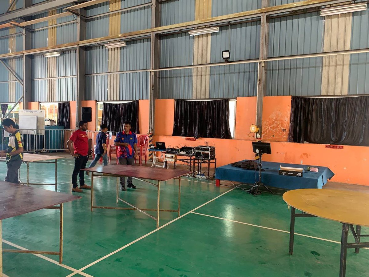 jkrckmintern's tweet photo. Khamis 15/6/2023
- Assisting in preparation for Majlis Perpisahan JM Ts. Bakhtiar
-Celebrating Farewell Day Ts. Bakhtiar engineer's workshop
-Celebrating industrial training students who have completed their training
@EnCiK_JM1
@JKRCKMKedah
#internfebjun2023
#ckmkedah https://t.co/6vnjiGmux1