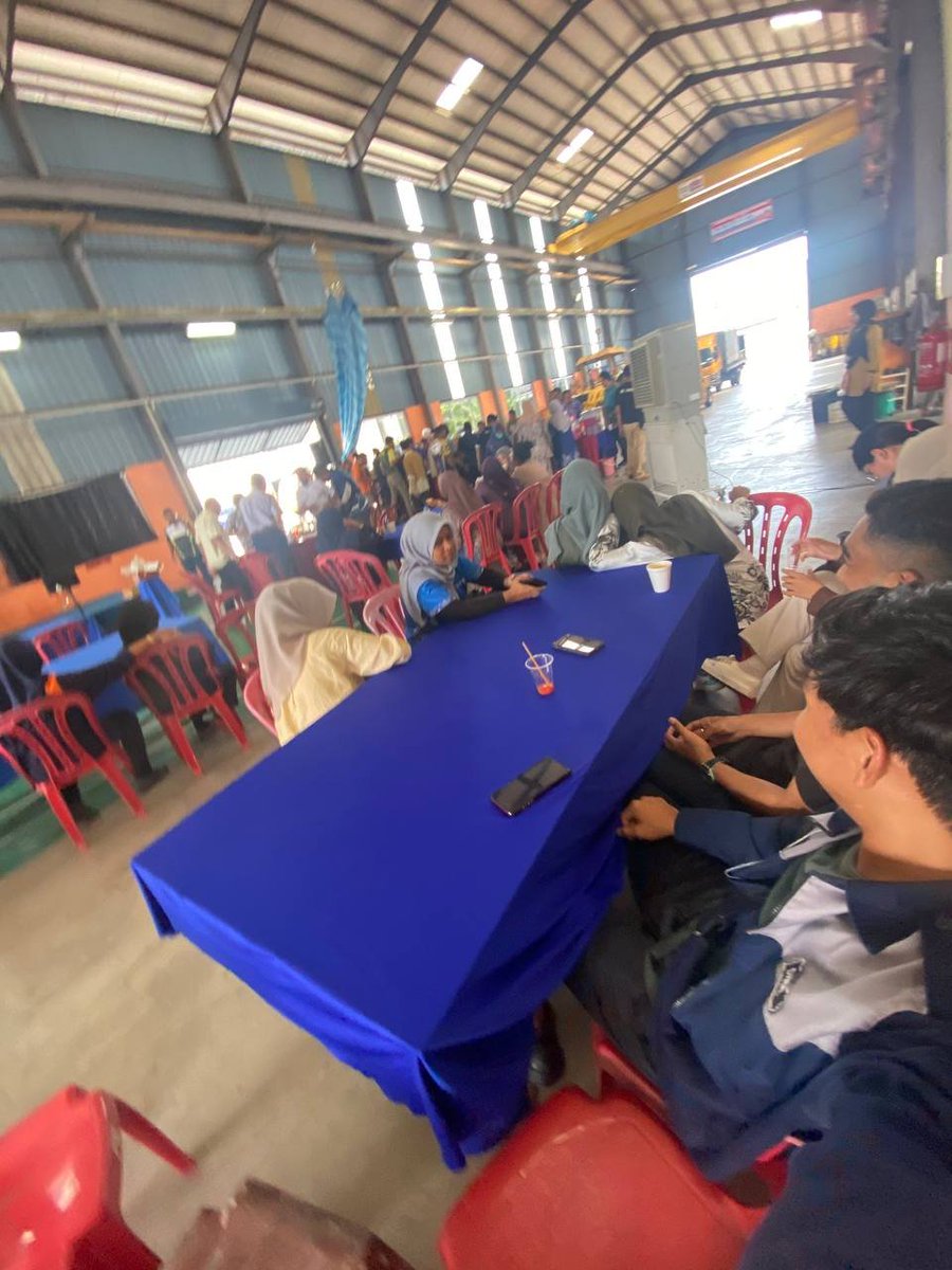 jkrckmintern's tweet photo. Khamis 15/6/2023
- Assisting in preparation for Majlis Perpisahan JM Ts. Bakhtiar
-Celebrating Farewell Day Ts. Bakhtiar engineer's workshop
-Celebrating industrial training students who have completed their training
@EnCiK_JM1
@JKRCKMKedah
#internfebjun2023
#ckmkedah https://t.co/6vnjiGmux1