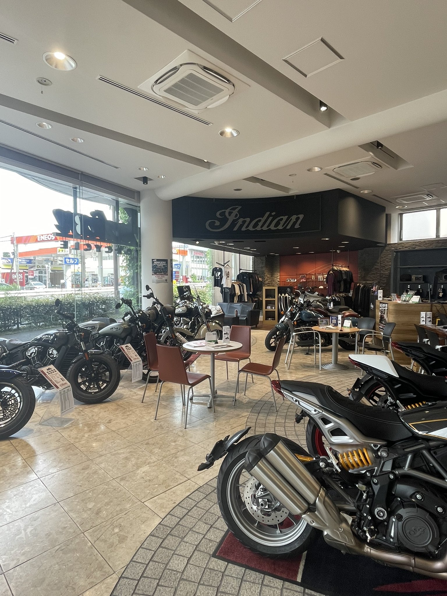 モトスクエア東京 (@motosquaretokyo) / X