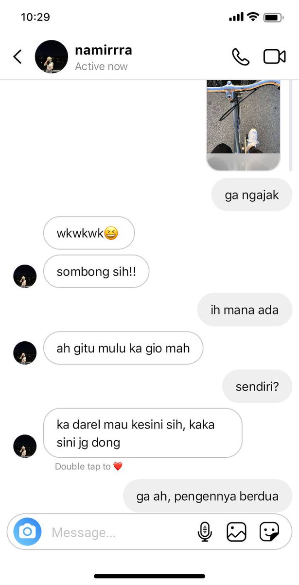 astroneth's tweet photo. kegiatan minggu pagi yayan, darel, dan gio godain degem caper🤗🖕🏻 https://t.co/8VykeI2QA1