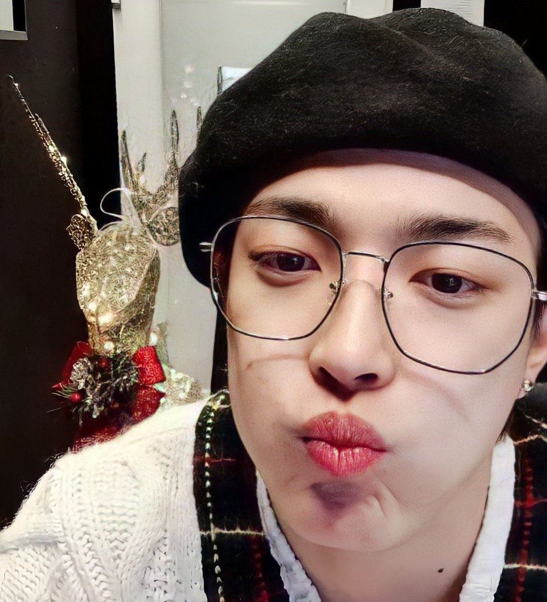 hongnoot's tweet photo. noooooot! https://t.co/WMKhPXZQjy