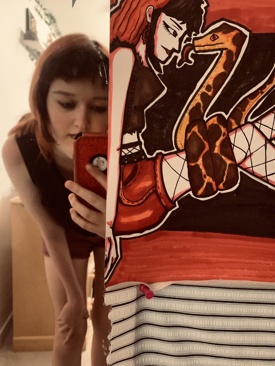 DrorieLizard's tweet photo. Hey! I’m Stephanie and I am an artist! I love drawing cartoons and making music. Stick around for awhile, see what happens.  #art #artist https://t.co/edcYJef69c