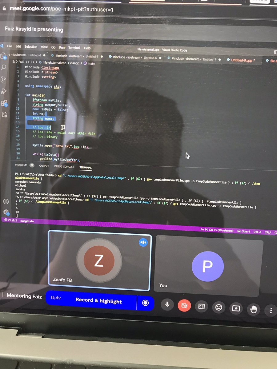 Punya adek sepupu umur SMA di kampung halaman (Bontang) pengen belajar ngoding.
Udah jalan hampir 2 bulan sesi mentoring nya, dan sekarang udah bisa jalan buat belajar sendiri; tau error dimana, debugging gimana.

Start dari mana? C++, karena punya banyak waktu buat belajar.