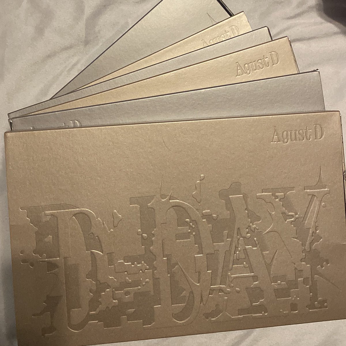 squeakums714's tweet image. D-DAY ALBUM GIVEAWAY

OPEN WW 🌎

💫Winners: 3 

🔥Agust D, D-Day album version  of your choice with all inclusions

Ends on: June 25 - 12 am KST 🗓️ 

🐈‍⬛ Rules: RT &amp;amp; Comment Your Favorite Yoongi Moment (pics or vid)

#SUGA #AgustD #슈가 #SUGA_AgustD_TOUR
#D_DAY
