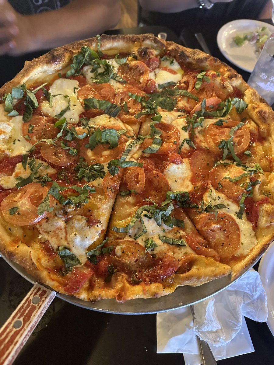 John Gambadoro on Twitter "Had The Gambo pizza at LaFamiglia tonight!"