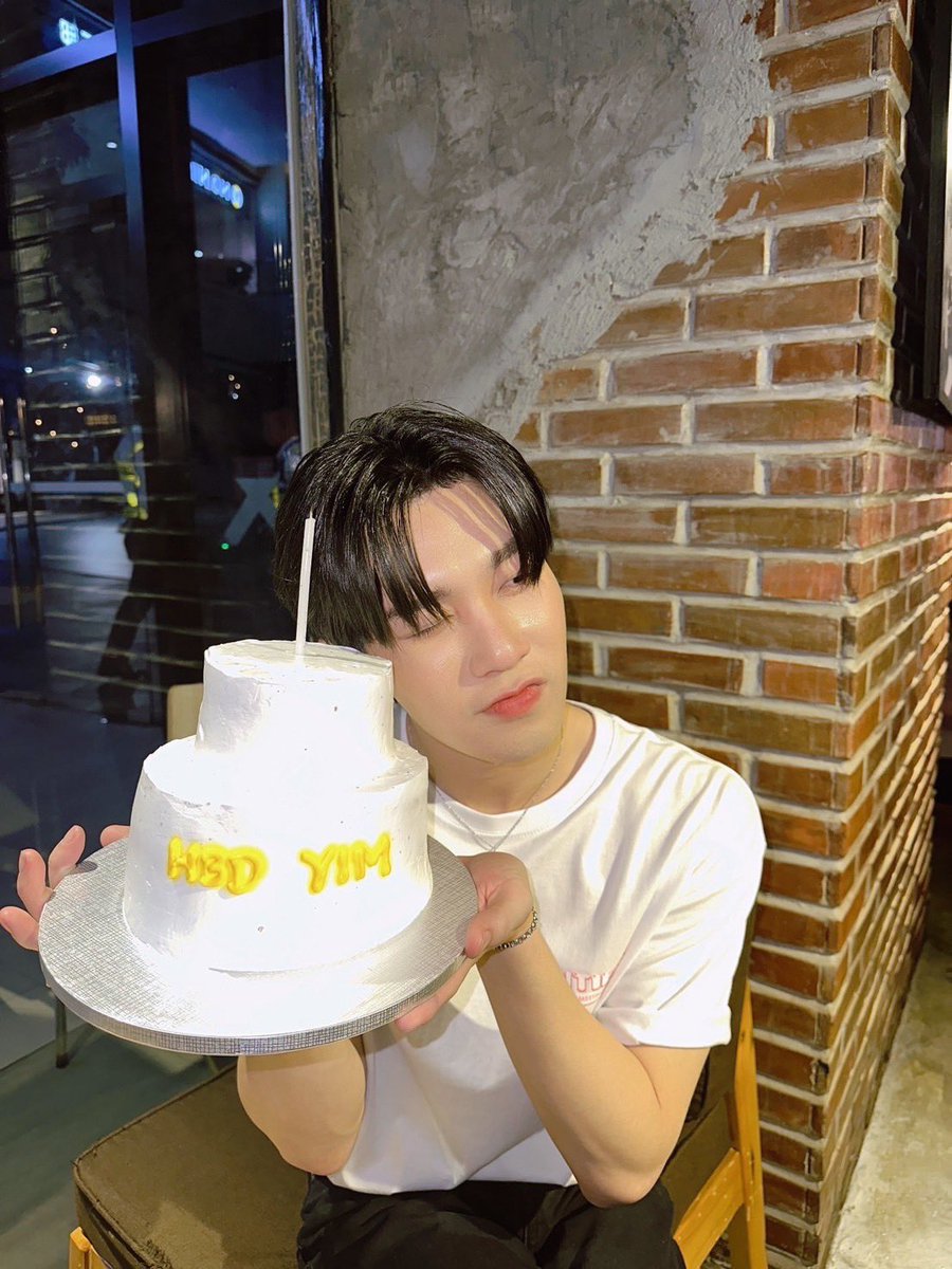 HAPPY BIRTHDAY YIM 🎂
Wishing you are all the best.
<a href="/mynameis_yim/">mynameis_yim</a> 

#23YrsOurHeartAlwaysWithYIM #domunditv