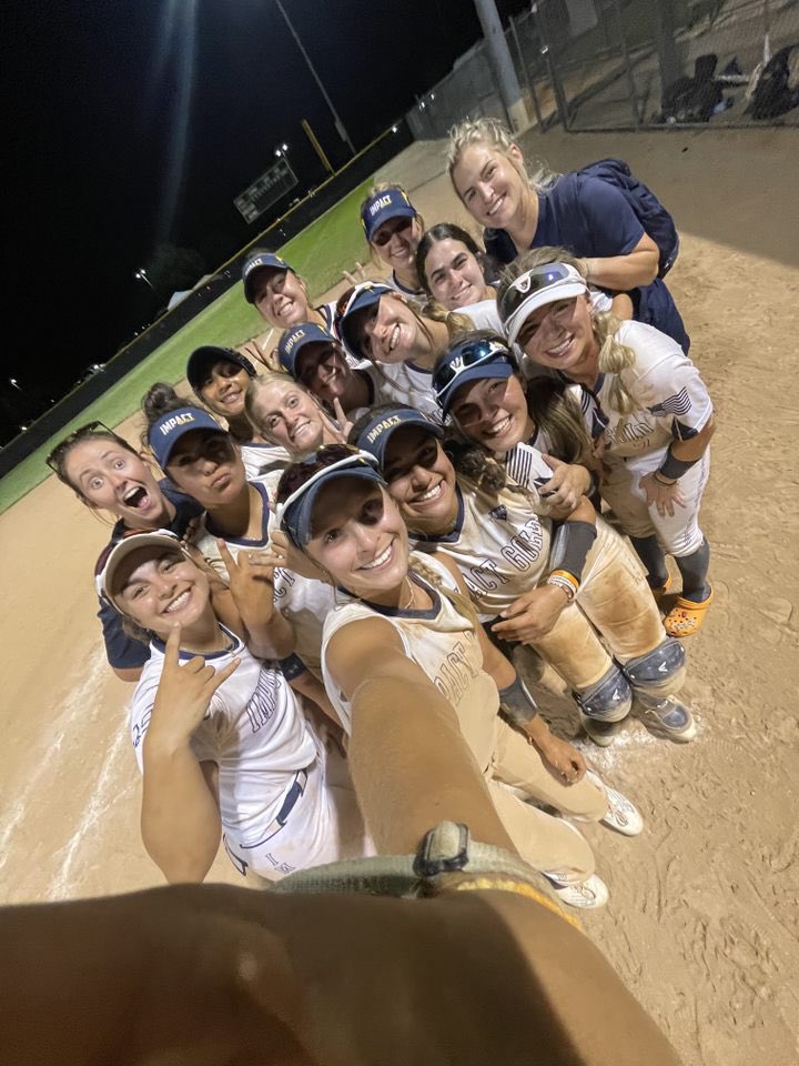 Won the day 🔥

Top 6 in the Tier 1 Bracket 💪🏼

⏰ 12PM
📍 Shawnee Mission Field 1 

#shockem
#makeembelievers